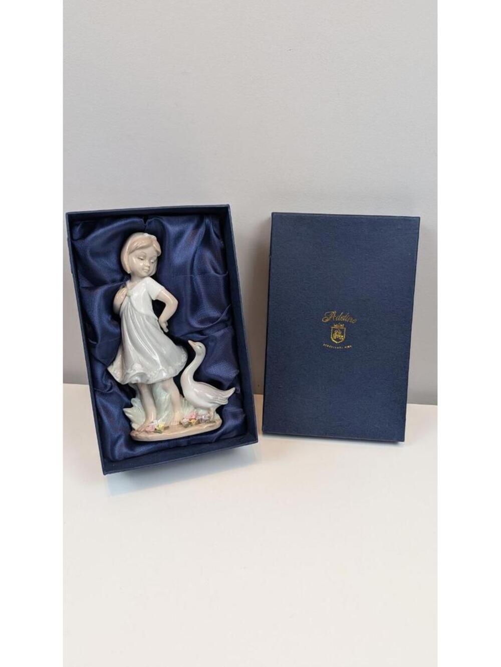 Adeline Porcellana Fine Girl w Goose Figurine Vintage Porcelain Statue Box